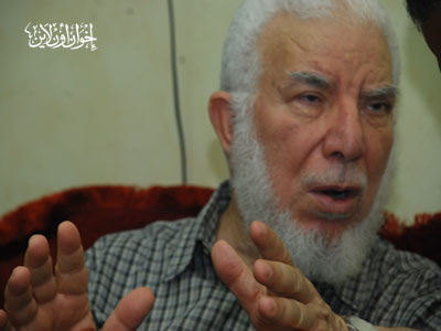 الأستاذ جمعة أمين