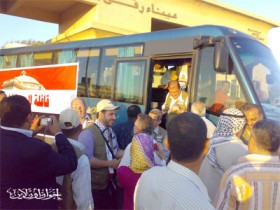 عودة قافلة النواب من غزة