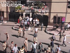 أول يوم ترشح لانتخابات 2010.. تجاوزات وانتهاكات