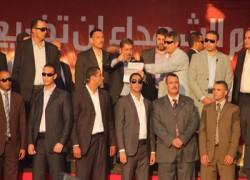 رئيس الجمهورية يقسم اليمين في الميدان