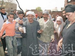 الشرطة تصدت لمطالب الأهالي بقنابل الغاز!!