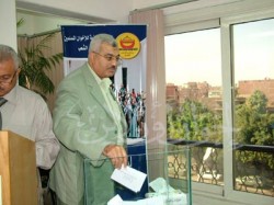 النائب أسامة جادو أثناء التصويت