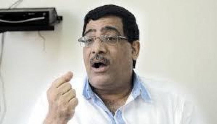 اعتقال مؤلف "هل مصر بلد فقير حقا؟" بعد مصادرة الكتاب