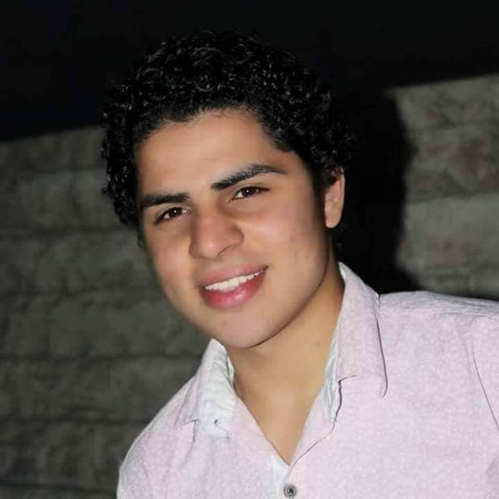 أسرة أسامة وأحمد السواح تُطالب بالكشف عن مكان احتجازهما