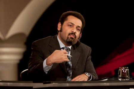 نيابة الانقلاب تحبس وائل عباس 15 يومًا على ذمة التحقيقات