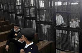 جنايات الانقلاب تقضي بالسجن المشدد على 5 أبرياء بـ"هزلية الزيتون"