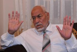 جماعة "العدل والإحسان":الأستاذ عاكف مات شامخا قاهرا لجلاديه