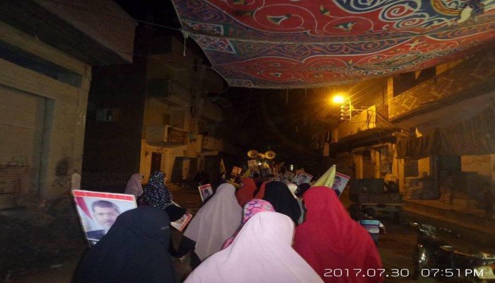 بالصور.. مسيرة حاشدة لقرية العدوة بالشرقية