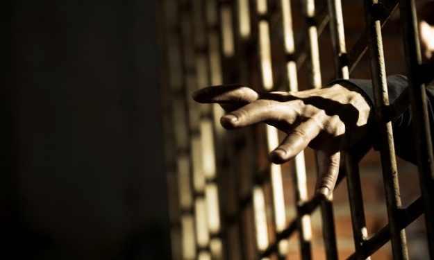 لليوم الحادي عشر..استمرار إضراب 200 معتقل بسجن العقرب