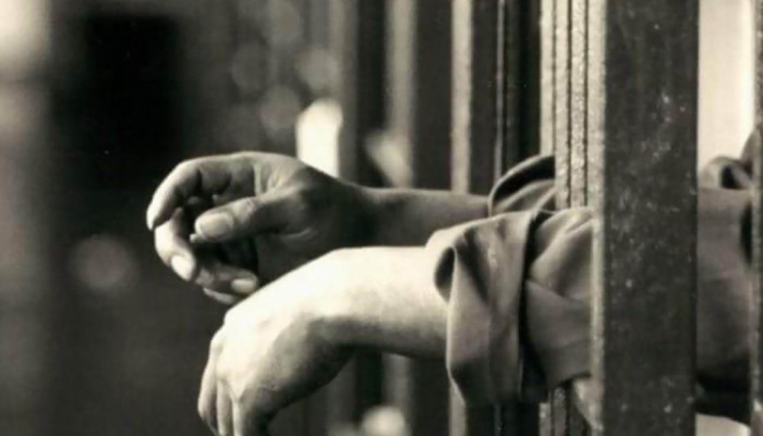 حملة همجية تعتقل 5 مواطنين بالغربية