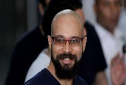 الاعتداء بالضرب على أحمد ماهر بقسم شرطة القاهرة الجديدة