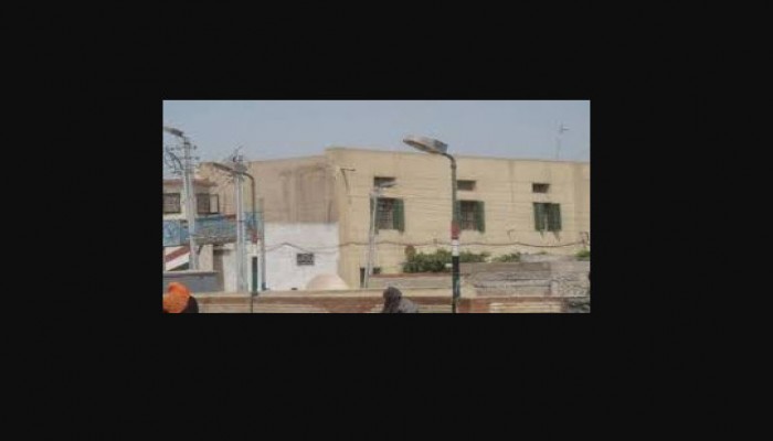 معتقلو قسم أول الزقازيق يضربون عن الطعام