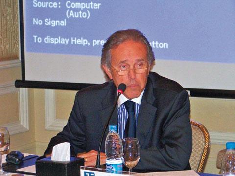 المسكوت عنه في انخفاض سعر الدولار