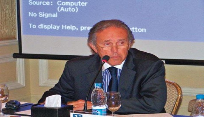 المسكوت عنه في انخفاض سعر الدولار