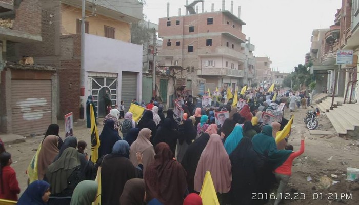 "الثورة لسه في الميدان" بمسقط رأس الرئيس مرسي بالشرقية