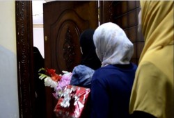 بنات بورسعيد ينظمن زيارات لأمهات الشهداء تحية لصمودهن