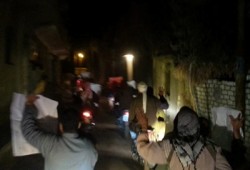 مسيرة دراجات بخارية بمنشأة عاصم تطالب بالقصاص للشهداء