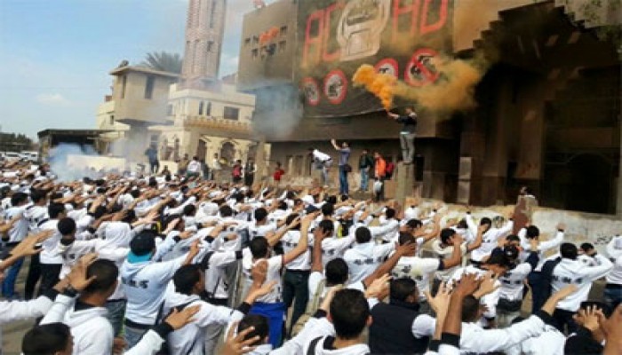 وقفة لألترس "مصر سياسي" أمام قسم كرداسة