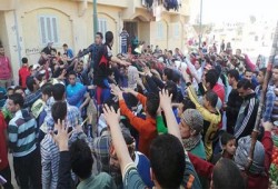 فيديو.. مسيرة لطلاب حوش عيسى تندد بجرائم الانقلاب