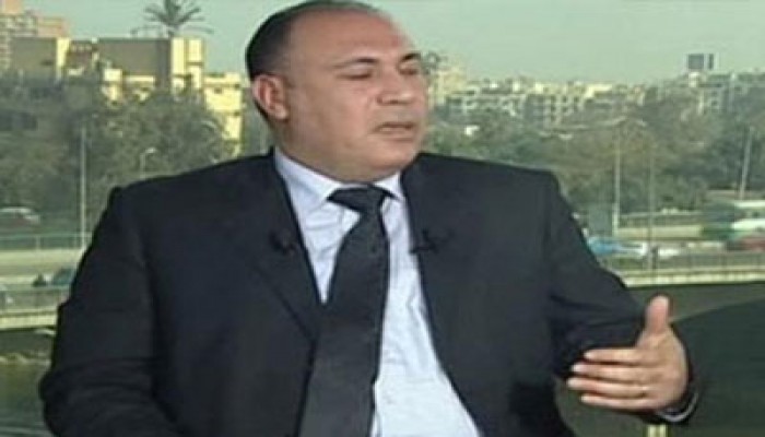 المستشار أبو هاشم: هل أعدموا الشهيد بحكم قضائي أم بمكالمةٍ عباس؟