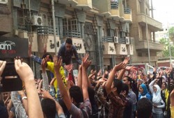 طلاب تربية دمنهور يحتجون على رفع الانقلاب المصاريف الدراسية