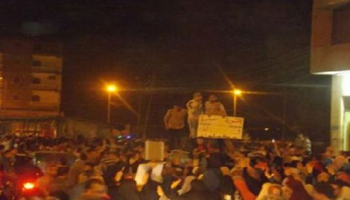 فيديو.. مظاهرة ليلية بمنيا القمح تهتف بإسقاط الانقلاب