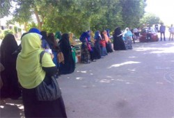 فيديو.. طالبات جامعة أسوان ينتفضن ضد جرائم العسكر