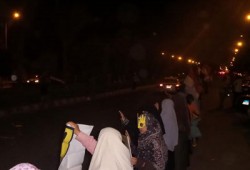 سلسلة بشرية لثوار منوف تهتف بإسقاط الانقلاب