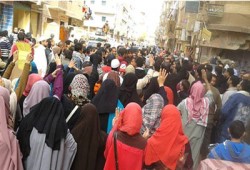 مسيرة شبابية طهطا في أسبوع "الإرهاب صناعة الانقلاب"