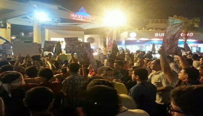 مظاهرة حاشدة لطلاب اﻷزهر بمدينة نصر تهتف بإسقاط الانقلاب