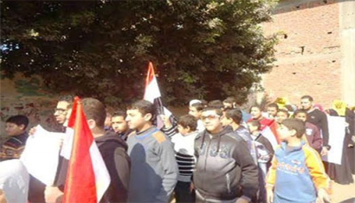 ثوار نبروه يهتفون بإعدام السفاح وإسقاط حكم القتلة