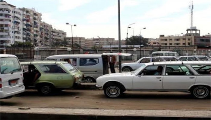 ‏‬إضراب سائقى التاكسي بمدينة كفر الدوار لتضررهم من الملاكى