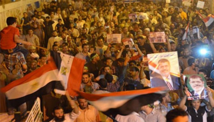 4 مسيرات ليلية حاشدة بالمنيا تندد بجرائم الانقلاب