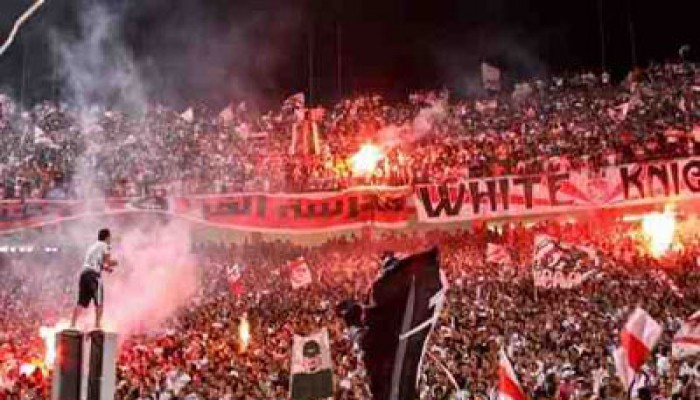 "ألتراس وايت نايتس" يتهم رئيس الزمالك والداخلية بمذبحة الدفاع الجوي