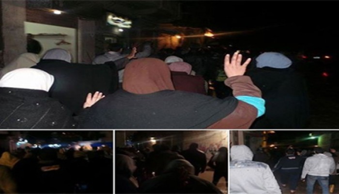 صور.. مسيرة حاشده بالعوايد تهتف "الانقلاب هو الإرهاب"