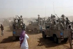 الحوثيون يستولون على 20 سيارة تابعة للسفارة الأمريكية