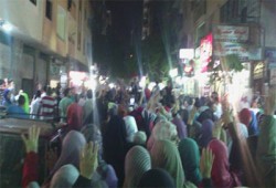 فيديو.. شباب أبو حماد ينتفضون تنديدًا بمجزرة الدفاع الجوي