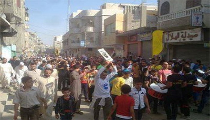 مسيرة لثوار مدينة العريش رفضًا لدعوات الاحتراب الأهلي