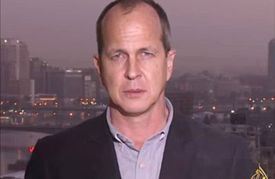 "إيكونوميست": الإفراج عن صحفي الجزيرة مراوغة انقلابية