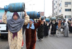 غضب عارم بين أهالي بورسعيد لتفاقم أزمة أسطوانات البوتاجاز