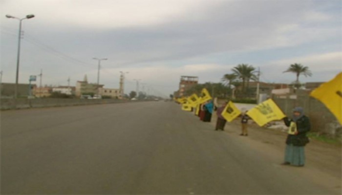 سلسلة بشرية لثوار أبو المطامير في أسبوع "الإصرار والتحدي"