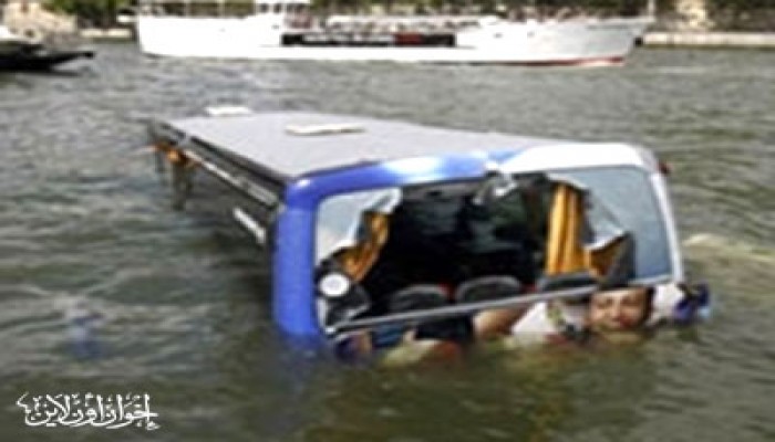 كوارث الانقلاب.. مصرع 3 جراء انقلاب سيارة في ترعة المريوطية