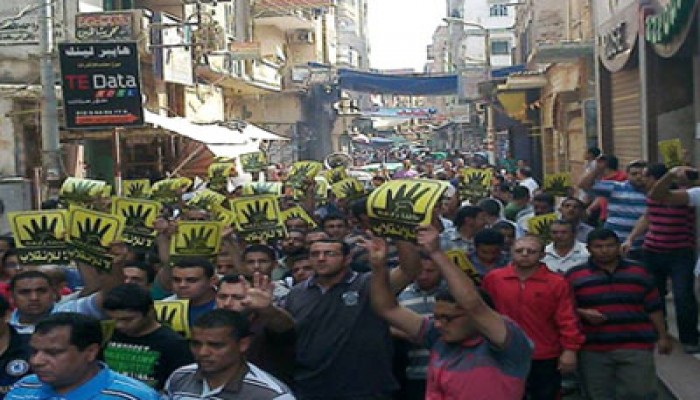 ثوار زفتى يتصدون لشبيحة الانقلاب ويواصلون مسيرتهم