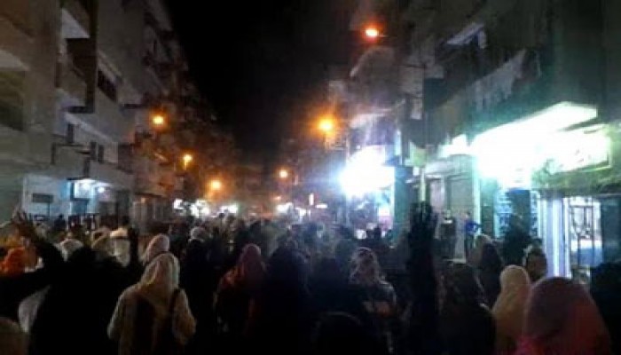 مطوبس تطالب بمحاكمة قادة الانقلاب في مسيرة حاشدة