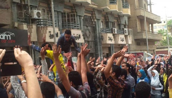 ثوار دمنهور يهتفون بإسقاط الانقلاب ومحاكمة قادته