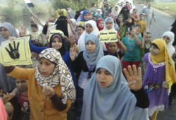 حرائر ديرب نجم يواصلن فعاليات موجة "مصر بتتكلم ثورة"