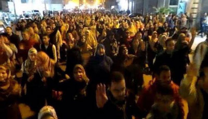 الانقلاب يعتدي على مسيرة ببرج العرب ويختطف 3 وينكل بهم