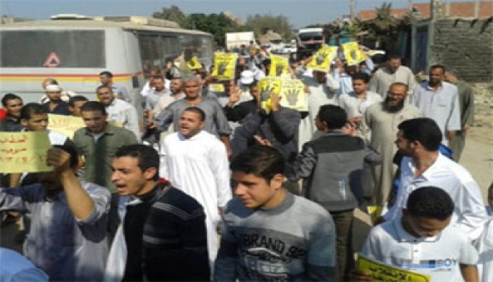 مسيرة حاشدة لأهالي الخطاطبة تهتف بإسقاط الانقلاب