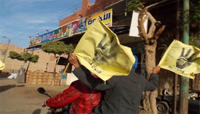 فيديو..مسيرة دراجات بخارية بأجهور الكبرى رفضًا للانقلاب