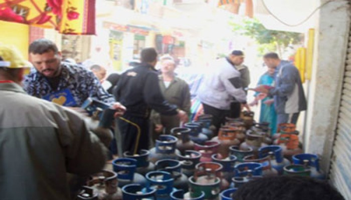 غضب عارم بين أهالي القليوبية لتقاقم أزمة أسطوانات البوتاجاز